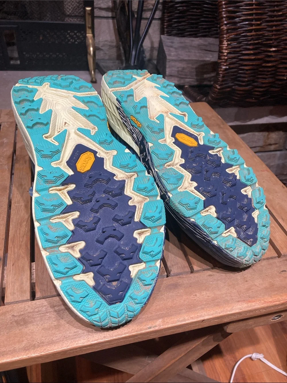 Hoka One One Speedgoat 4 Womens 9 Trail Running Shoes 1106527 PBLG *No Insoles